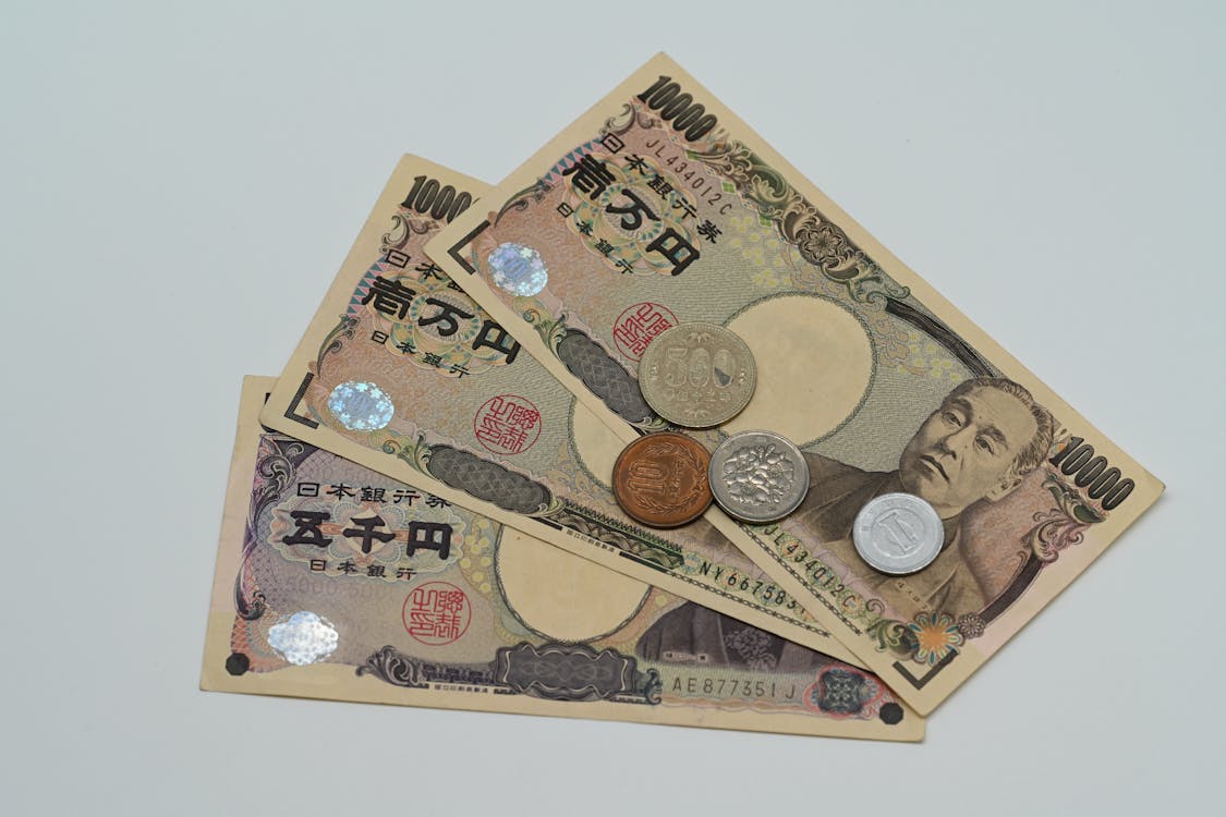 浮気慰謝料の判決金額の相場